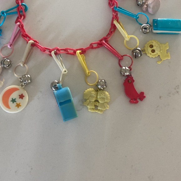 1980’s Bell Charm Nexklace - Picture 3 of 4